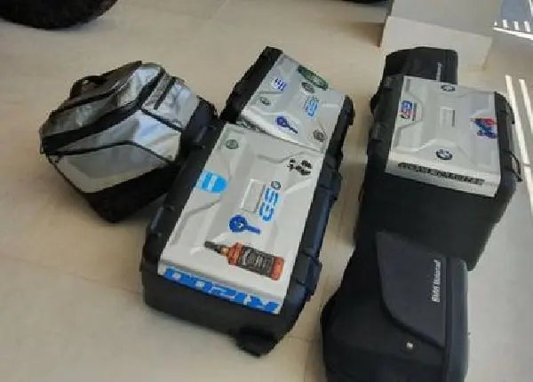 Malas laterais com malas internas, top case rígido e flexifel para moto BMW 1200 GS