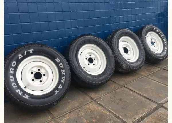 Jogo de roda - F100/F1000/F75/Vitara/ Aro 16 com Pneu