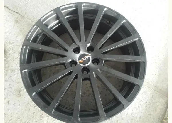 Roda aro 18 Mak Volare Preta fosca VW Fox 5X100 jogo