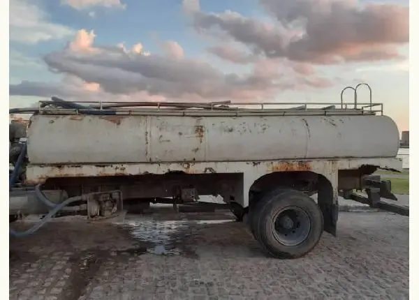 Vendo tanque 10 mil litros com bomba a gasolina