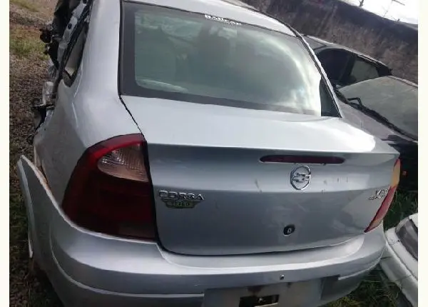 Corsa sedan (corsão) - sucata- mecânica- lataria- acessórios