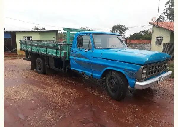 Caminhonete Ford F 4000