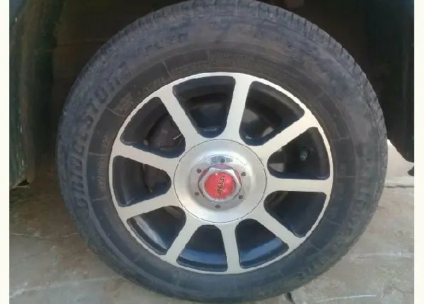 Rodas aro 13 com pneus meia vida