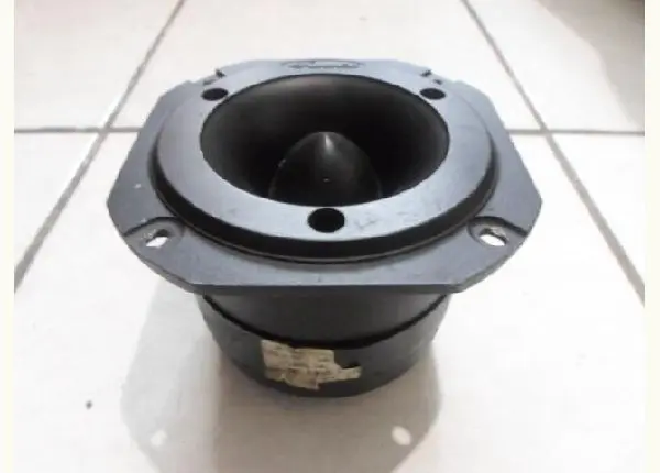 Super Tweeter Hinor Trinyum modelo HST600 (300wRMS) em perfeito funcionamento