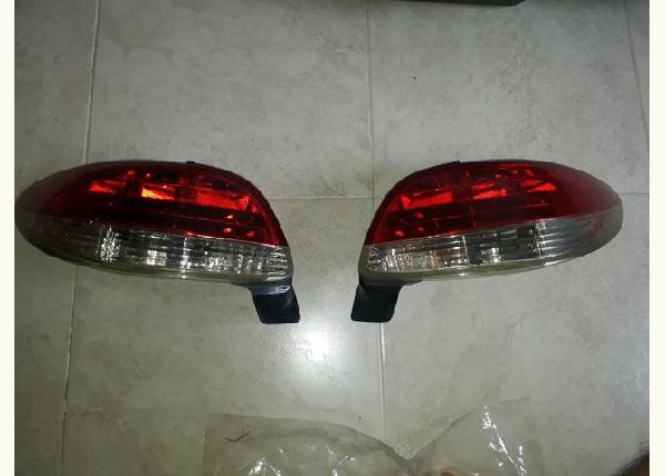 Lanterna traseira led peugeot 206