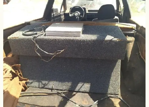 Som de automotivo de duas bocas de 12 e 2 twitt e 4 cornetas