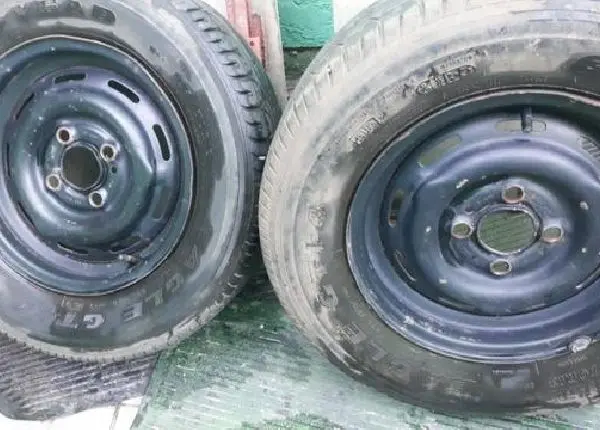 Par rodas Chevette Tubarão