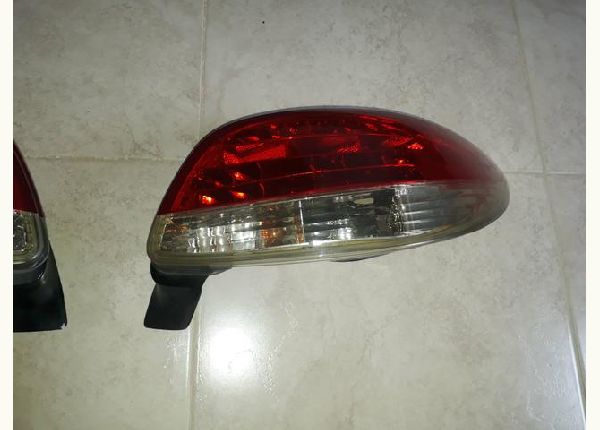 Lanterna traseira led peugeot 206