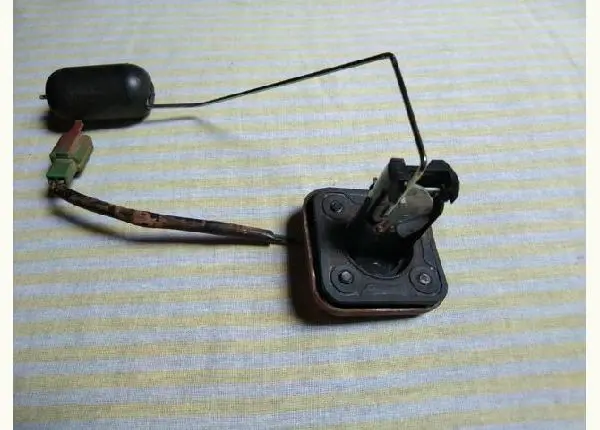 Boia tanque factor 125