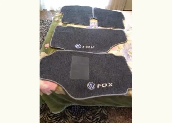 Tapete do Fox personalizado semi novo