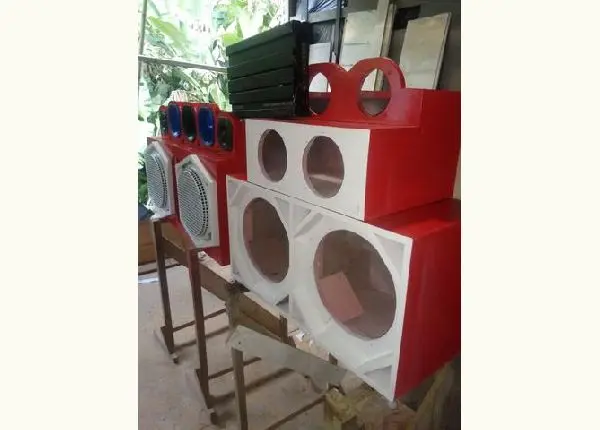 Vendo este som altomotivo .valor 1.200$$