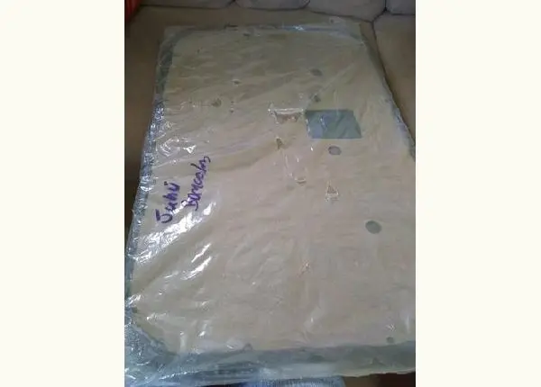 Vendo forro de porta da f.4000 e f.1000 novo não foi usado ainda