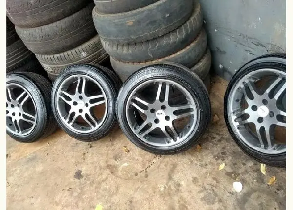 Roda 16 Fiat gol corsa