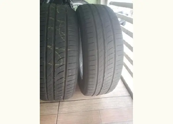 Pneus aro 16 semi novo chama no zap *