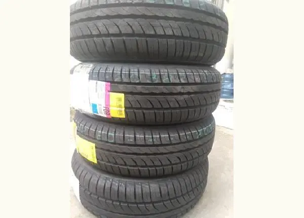 Pneu Aro 14 175/70R14 Pirelli Cinturato P1