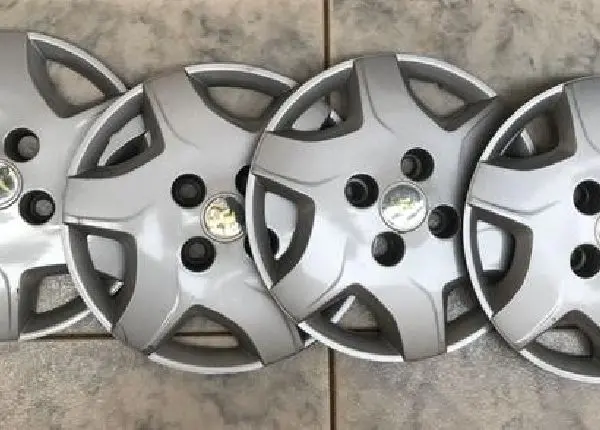 Vende-se calotas celta aro 13