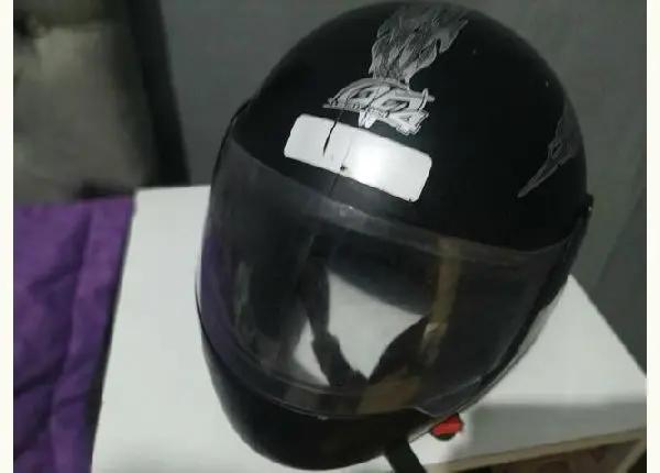 Capacete
