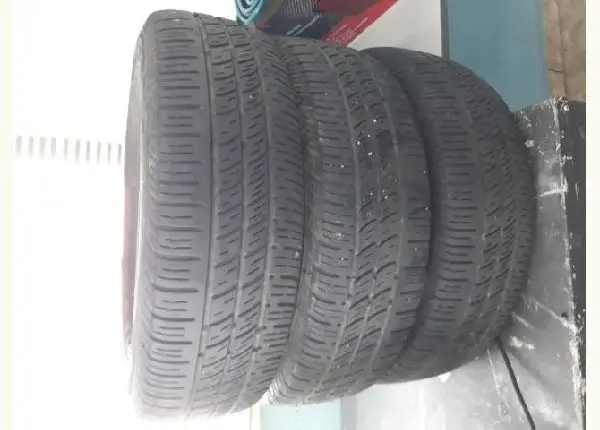 Pneus 175 x 70 x 14