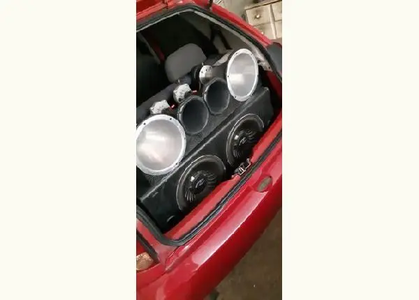 Som automotivo