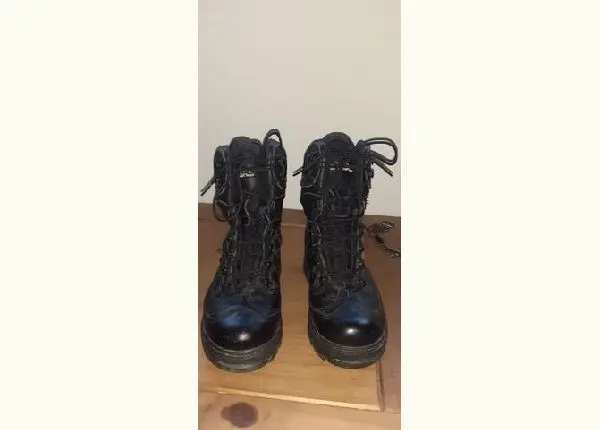 Bota de couro impermeável!