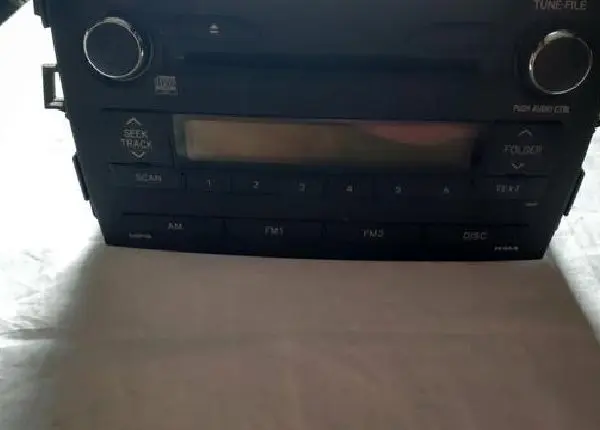 Vendo som do Corolla original