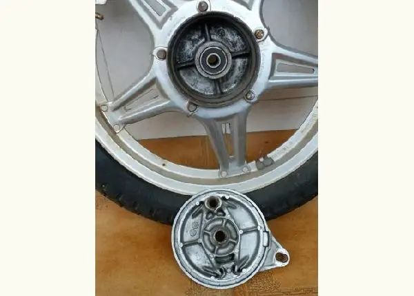 Roda traseira cb400