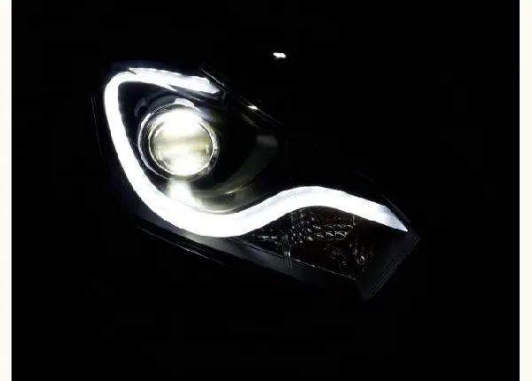 Farol Led + Projetor HB20