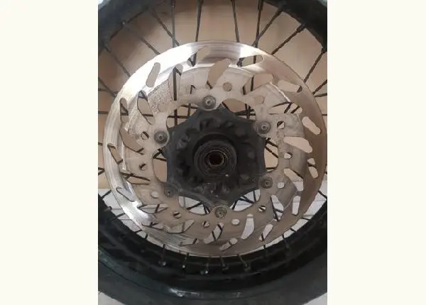 Roda dianteira CRZ kazinski SM