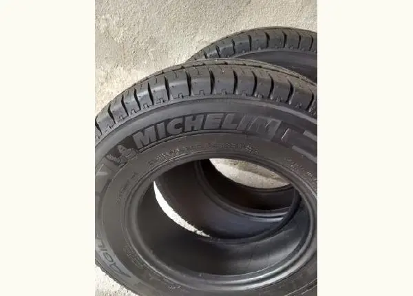 Pneus