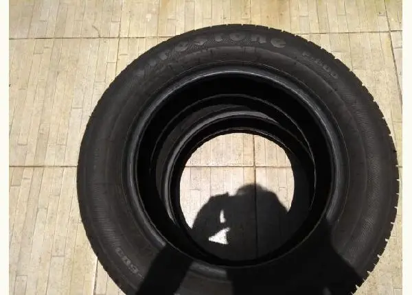 Par de pneus firestone 195/60/15 novos nunca usados