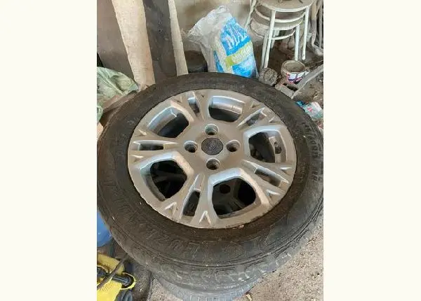 Pneu Pirelli 195 60 15