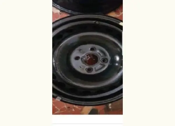 Rodas 14 e 15 de ferro