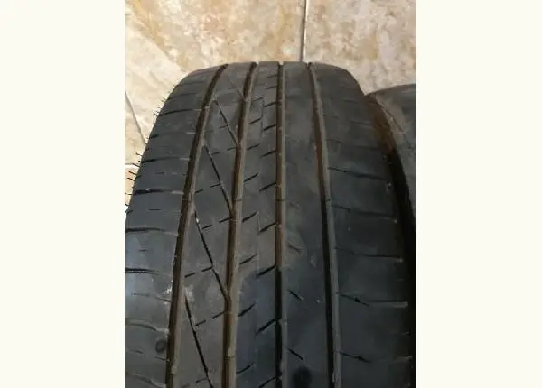 Kit Pneus 185/60 r15