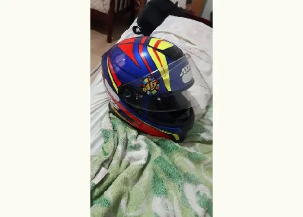 Vendo capacete Axxis n-58 filé o capacete ou troco por xbox 360