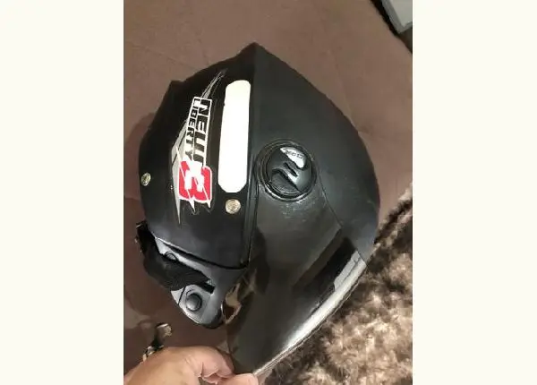 Capacete
