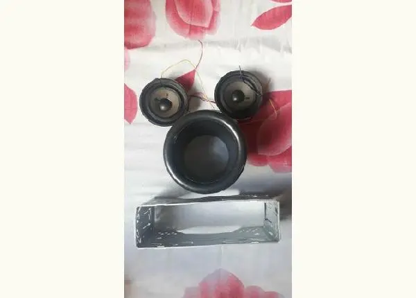 Auto falante da marca Falcon
