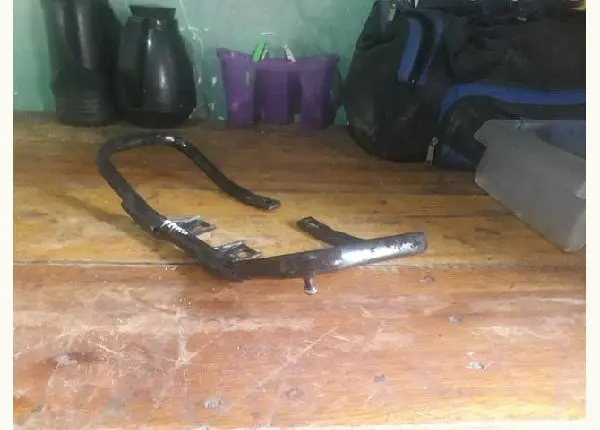 Vendo bagageiro de moto