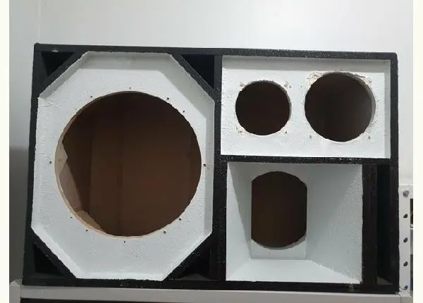 Vendo caixa som automotivo para falante de 12