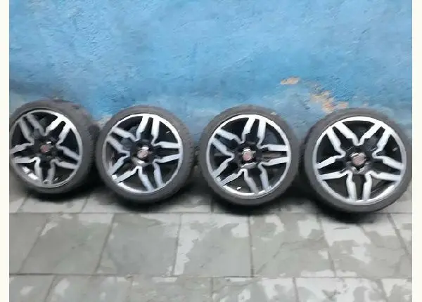 Rodas 17 fiat ideia