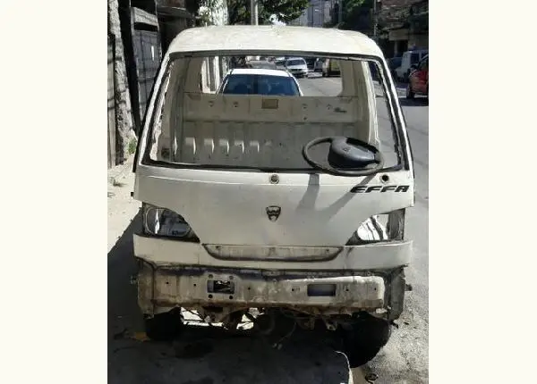 Effa 2011 Sucata sem Motor e sem caixa só peças e pedaços