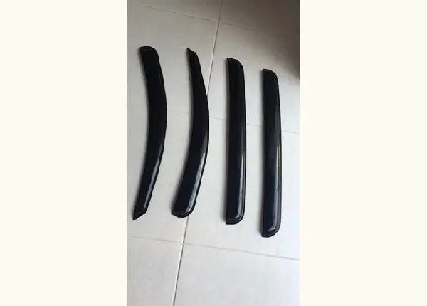 Kit calha de chuva Sandero