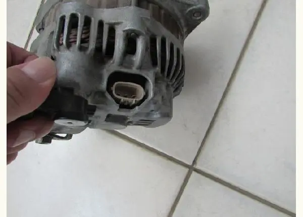 Alternador Subaru Impreza 2010