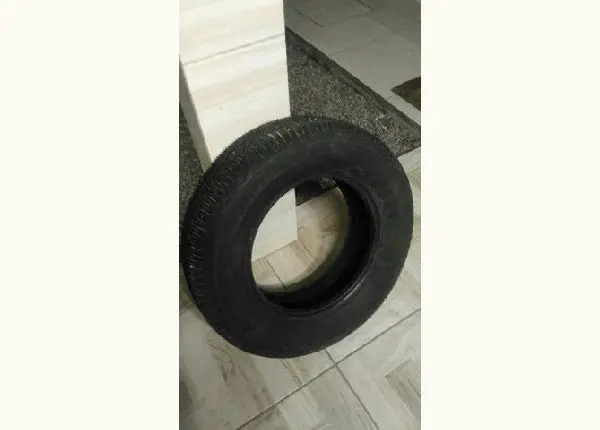 Pneu aro 13 175/70/13