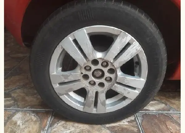 Rodas esportivas aro 14 com pneus