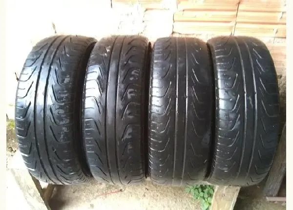 Pneu Aro 15