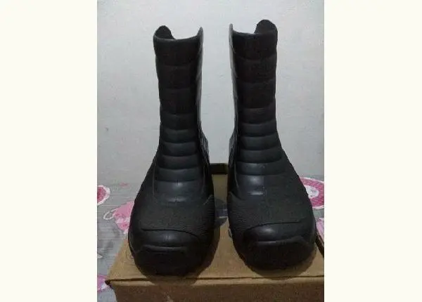 Bota de borracha ipermiavel