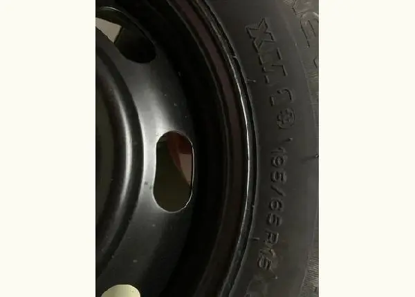 Estepe Aro 15 C4 Hatch original novo Apenas R$390.00