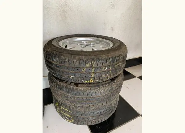 Rodas genuínas GM do opala Diplomata 92