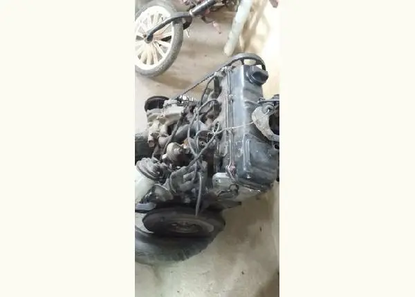 Vende-se um motor de gol