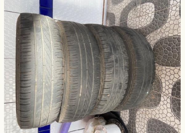 Conjunto de quatro pneus Goodyear aro 14 - 175/70R